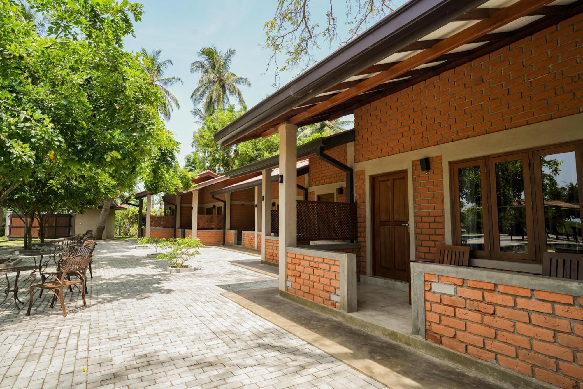 Malala Retreat Otel Hambantota Dış mekan fotoğraf